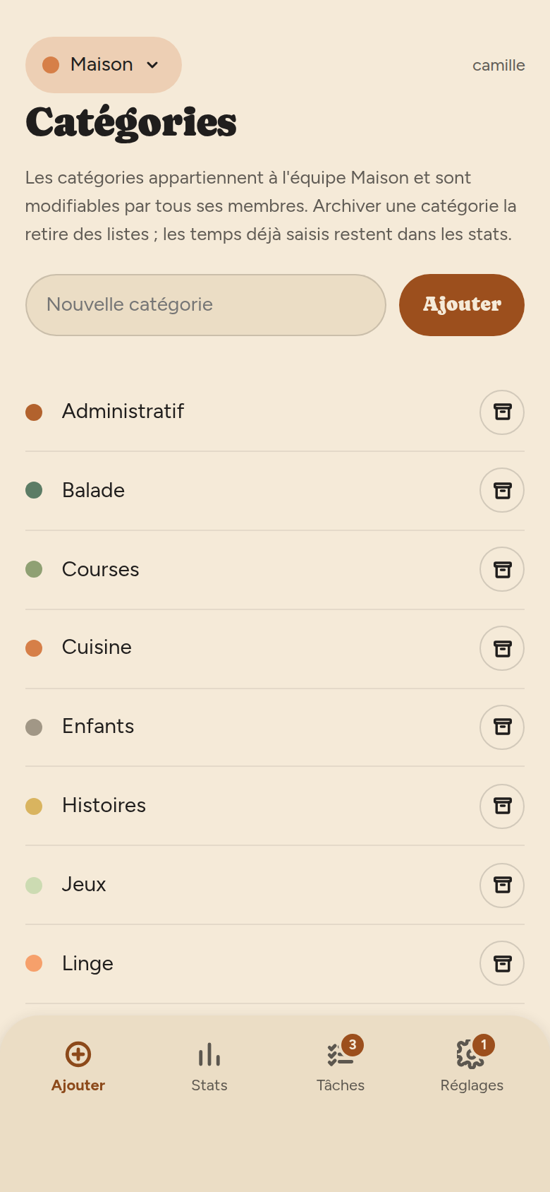 Écran Catégories : rappel que les catégories appartiennent à l'équipe, champ d'ajout, puis la liste des catégories avec leur couleur.