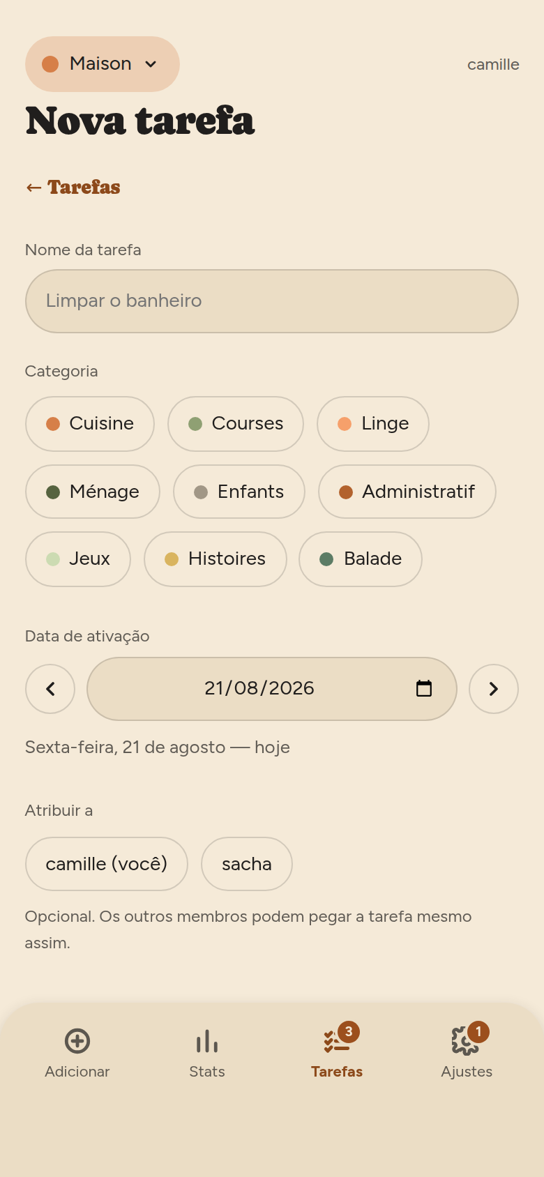 Formulário de nova tarefa: campo Nome da tarefa, escolha da categoria em pastilhas, data de ativação, lista dos membros para atribuir.