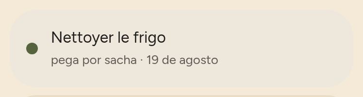 Cartão de uma tarefa em andamento: bolinha com a cor da categoria, nome da tarefa, menção “pega por sacha” e a data.